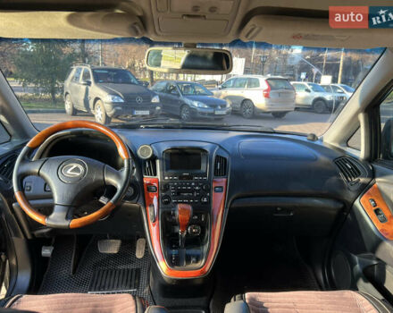 Серый Лексус РХ, объемом двигателя 3 л и пробегом 370 тыс. км за 8200 $, фото 18 на Automoto.ua