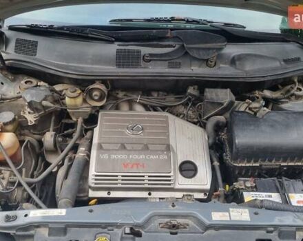 Лексус РХ 2001 в Львове на Automoto.ua Серый Лексус РХ, объемом двигателя 3 л и пробегом 245 тыс. км за 6700 $, фото 13 на Automoto.ua