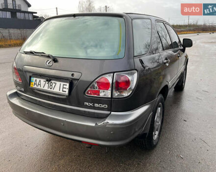 Серый Лексус РХ, объемом двигателя 3 л и пробегом 293 тыс. км за 8200 $, фото 29 на Automoto.ua