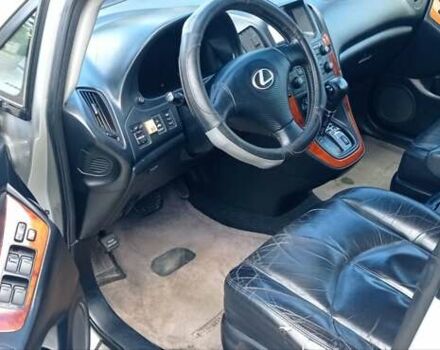 Лексус РХ 2002 в Черноморске (Ильичевске) на Automoto.ua Серый Лексус РХ, объемом двигателя 3 л и пробегом 294 тыс. км за 5700 $, фото 4 на Automoto.ua