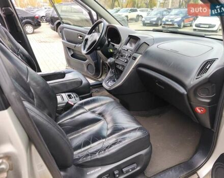 Сірий Лексус РХ, об'ємом двигуна 3 л та пробігом 285 тис. км за 6900 $, фото 19 на Automoto.ua