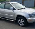 Лексус РХ 2002 в Черноморске (Ильичевске) на Automoto.ua Серый Лексус РХ, объемом двигателя 3 л и пробегом 294 тыс. км за 5700 $, фото 1 на Automoto.ua