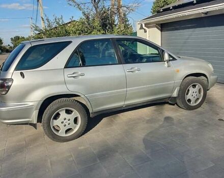 Лексус РХ 2002 в Днепре (Днепропетровске) на Automoto.ua Серый Лексус РХ, объемом двигателя 3 л и пробегом 284 тыс. км за 7000 $, фото 10 на Automoto.ua