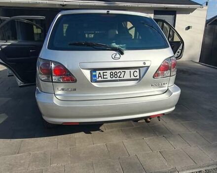 Лексус РХ 2002 в Днепре (Днепропетровске) на Automoto.ua Серый Лексус РХ, объемом двигателя 3 л и пробегом 284 тыс. км за 7000 $, фото 7 на Automoto.ua