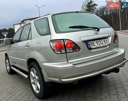 Серый Лексус РХ, объемом двигателя 3 л и пробегом 330 тыс. км за 6000 $, фото 4 на Automoto.ua