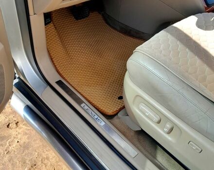 Серый Лексус РХ, объемом двигателя 3.3 л и пробегом 230 тыс. км за 10500 $, фото 3 на Automoto.ua