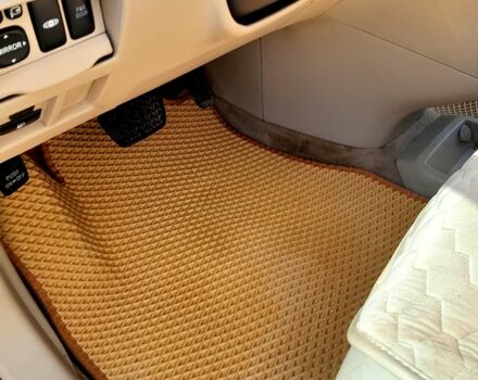 Серый Лексус РХ, объемом двигателя 3.3 л и пробегом 230 тыс. км за 10500 $, фото 2 на Automoto.ua