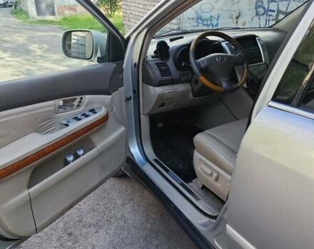 Лексус РХ 2003 в Вольногорске на Automoto.ua Серый Лексус РХ, объемом двигателя 3.3 л и пробегом 305 тыс. км за 9100 $, фото 2 на Automoto.ua