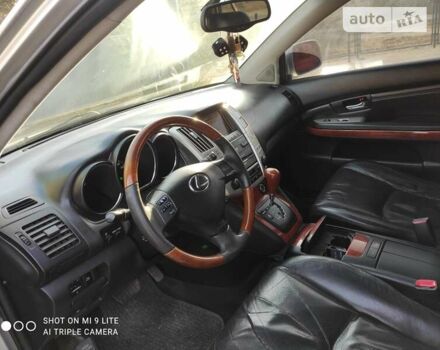 Сірий Лексус РХ, об'ємом двигуна 3 л та пробігом 226 тис. км за 8000 $, фото 10 на Automoto.ua