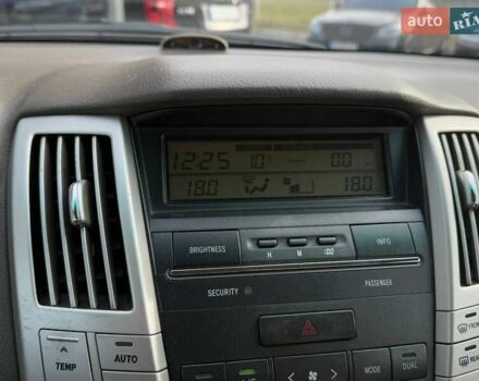 Сірий Лексус РХ, об'ємом двигуна 3 л та пробігом 246 тис. км за 8490 $, фото 20 на Automoto.ua