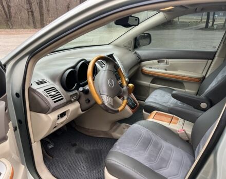 Серый Лексус РХ, объемом двигателя 3.3 л и пробегом 243 тыс. км за 7699 $, фото 6 на Automoto.ua