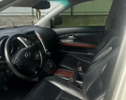 Лексус РХ 2004 у Чернівцях на Automoto.ua Сірий Лексус РХ, об'ємом двигуна 3 л та пробігом 225 тис. км за 7300 $, фото 2 на Automoto.ua