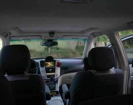 Лексус РХ 2005 у Одесі на Automoto.ua Сірий Лексус РХ, об'ємом двигуна 3.3 л та пробігом 220 тис. км за 9500 $, фото 5 на Automoto.ua