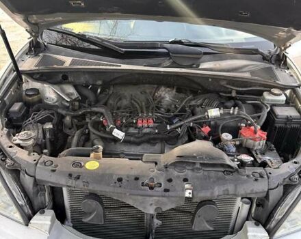 Серый Лексус РХ, объемом двигателя 3 л и пробегом 250 тыс. км за 10200 $, фото 3 на Automoto.ua