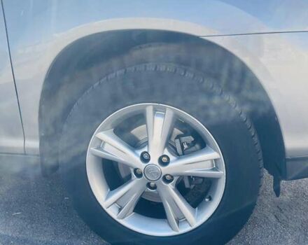 Лексус РХ 2005 в Киеве на Automoto.ua Серый Лексус РХ, объемом двигателя 3.31 л и пробегом 152 тыс. км за 9200 $, фото 8 на Automoto.ua