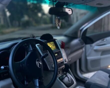 Лексус РХ 2005 у Одесі на Automoto.ua Сірий Лексус РХ, об'ємом двигуна 3.3 л та пробігом 220 тис. км за 9500 $, фото 4 на Automoto.ua