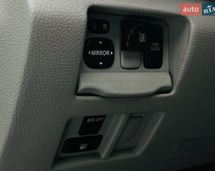 Серый Лексус РХ, объемом двигателя 3.3 л и пробегом 180 тыс. км за 9500 $, фото 21 на Automoto.ua