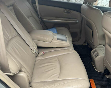 Серый Лексус РХ, объемом двигателя 3.31 л и пробегом 249 тыс. км за 9000 $, фото 3 на Automoto.ua