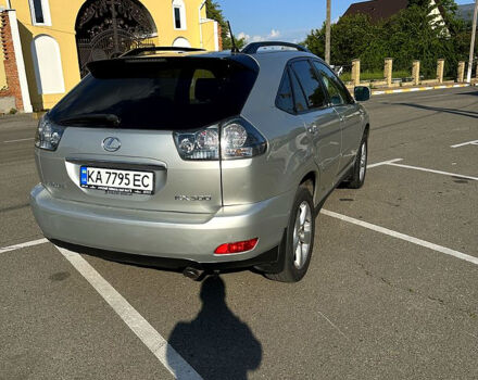 Серый Лексус РХ, объемом двигателя 3 л и пробегом 218 тыс. км за 10500 $, фото 2 на Automoto.ua