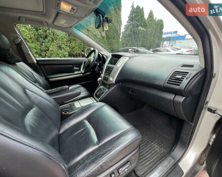 Лексус РХ 2005 в Белой Церкве на Automoto.ua Серый Лексус РХ, объемом двигателя 3.31 л и пробегом 281 тыс. км за 10300 $, фото 27 на Automoto.ua