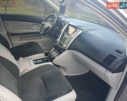 Лексус РХ 2005 в Белой Церкве на Automoto.ua Серый Лексус РХ, объемом двигателя 3.3 л и пробегом 250 тыс. км за 10200 $, фото 7 на Automoto.ua