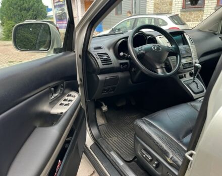 Лексус РХ 2005 в Белой Церкве на Automoto.ua Серый Лексус РХ, объемом двигателя 3.3 л и пробегом 281 тыс. км за 10300 $, фото 5 на Automoto.ua