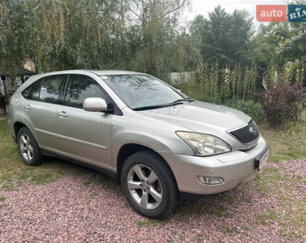 Серый Лексус РХ, объемом двигателя 3.31 л и пробегом 221 тыс. км за 9500 $, фото 1 на Automoto.ua