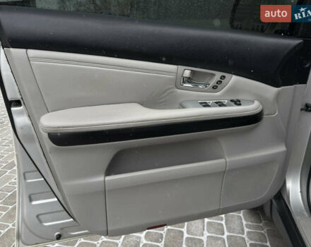 Сірий Лексус РХ, об'ємом двигуна 3 л та пробігом 338 тис. км за 8850 $, фото 29 на Automoto.ua
