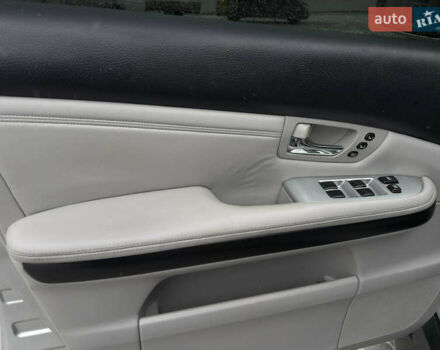 Сірий Лексус РХ, об'ємом двигуна 3 л та пробігом 338 тис. км за 8850 $, фото 30 на Automoto.ua