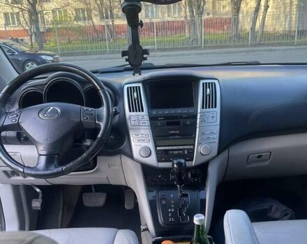 Лексус РХ 2005 в Киеве на Automoto.ua Серый Лексус РХ, объемом двигателя 3.31 л и пробегом 152 тыс. км за 9200 $, фото 15 на Automoto.ua