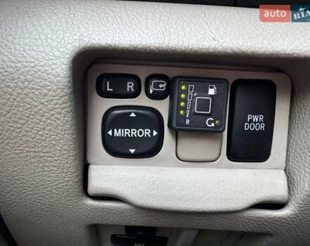 Лексус РХ 2006 у Києві на Automoto.ua Сірий Лексус РХ, об'ємом двигуна 3.3 л та пробігом 227 тис. км за 10500 $, фото 19 на Automoto.ua