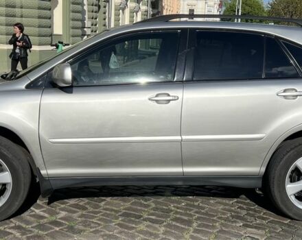 Серый Лексус РХ, объемом двигателя 3.5 л и пробегом 256 тыс. км за 11999 $, фото 2 на Automoto.ua