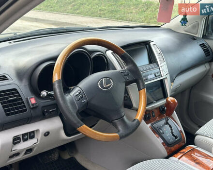 Сірий Лексус РХ, об'ємом двигуна 3.3 л та пробігом 258 тис. км за 9299 $, фото 18 на Automoto.ua