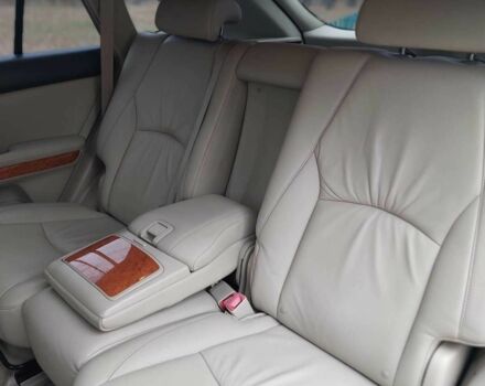 Серый Лексус РХ, объемом двигателя 3.3 л и пробегом 210 тыс. км за 10000 $, фото 8 на Automoto.ua