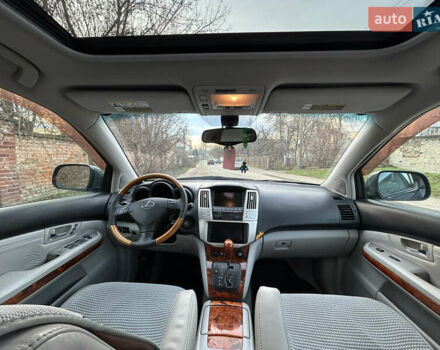 Сірий Лексус РХ, об'ємом двигуна 3.3 л та пробігом 258 тис. км за 9299 $, фото 31 на Automoto.ua
