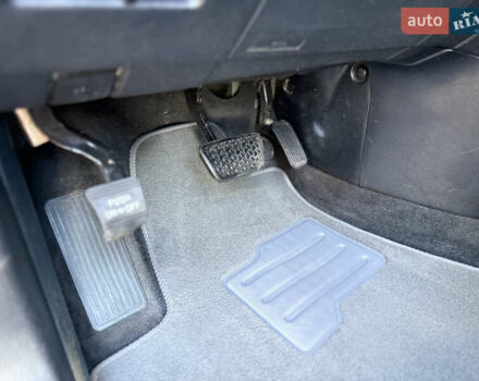 Серый Лексус РХ, объемом двигателя 3.31 л и пробегом 204 тыс. км за 9999 $, фото 53 на Automoto.ua