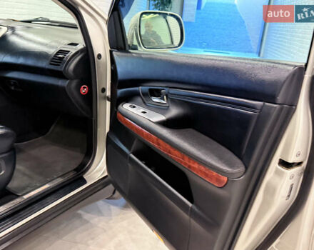 Сірий Лексус РХ, об'ємом двигуна 3.3 л та пробігом 204 тис. км за 9999 $, фото 29 на Automoto.ua