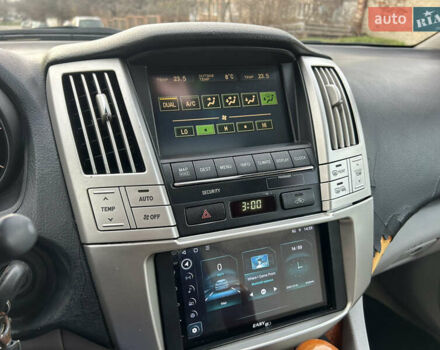 Сірий Лексус РХ, об'ємом двигуна 3.3 л та пробігом 258 тис. км за 9299 $, фото 37 на Automoto.ua