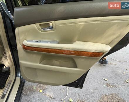 Лексус РХ 2007 в Киеве на Automoto.ua Серый Лексус РХ, объемом двигателя 3.46 л и пробегом 150 тыс. км за 12200 $, фото 11 на Automoto.ua