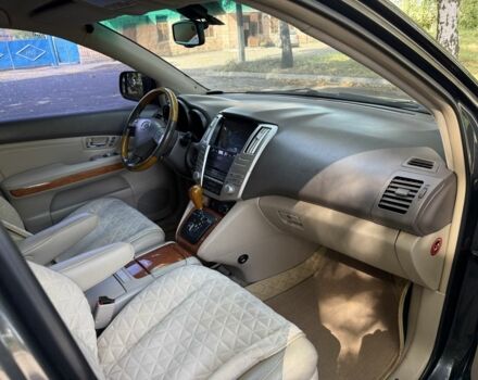 Лексус РХ 2007 в Киеве на Automoto.ua Серый Лексус РХ, объемом двигателя 3.5 л и пробегом 110 тыс. км за 12200 $, фото 14 на Automoto.ua