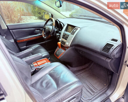 Сірий Лексус РХ, об'ємом двигуна 3.3 л та пробігом 221 тис. км за 8900 $, фото 38 на Automoto.ua