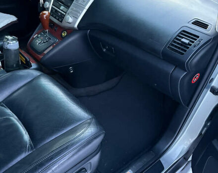 Сірий Лексус РХ, об'ємом двигуна 3.46 л та пробігом 173 тис. км за 13500 $, фото 1 на Automoto.ua