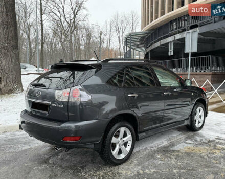 Серый Лексус РХ, объемом двигателя 3.46 л и пробегом 275 тыс. км за 12000 $, фото 5 на Automoto.ua