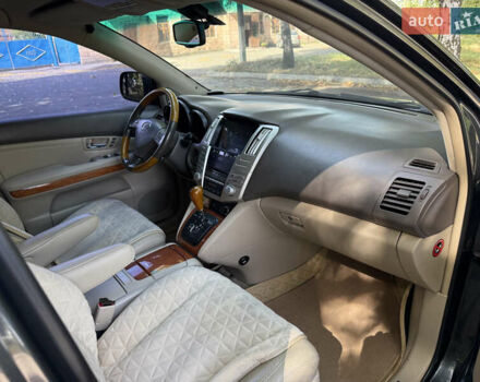 Лексус РХ 2007 в Киеве на Automoto.ua Серый Лексус РХ, объемом двигателя 3.46 л и пробегом 150 тыс. км за 12200 $, фото 9 на Automoto.ua