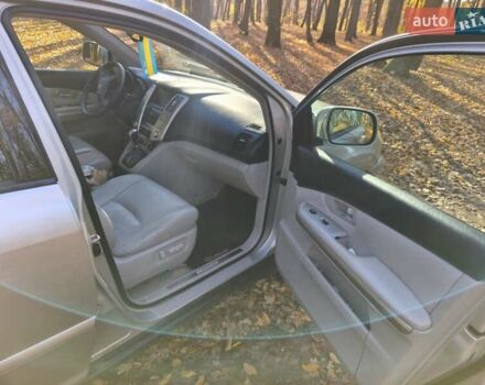 Серый Лексус РХ, объемом двигателя 3.3 л и пробегом 280 тыс. км за 10000 $, фото 2 на Automoto.ua