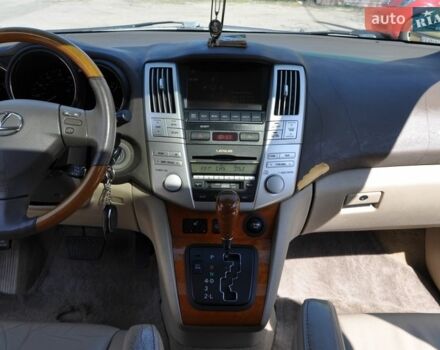 Сірий Лексус РХ, об'ємом двигуна 3.46 л та пробігом 57 тис. км за 15000 $, фото 29 на Automoto.ua