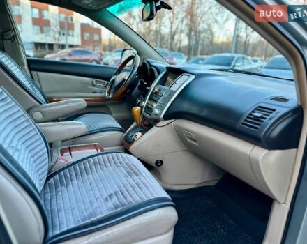 Серый Лексус РХ, объемом двигателя 3.3 л и пробегом 306 тыс. км за 13500 $, фото 13 на Automoto.ua