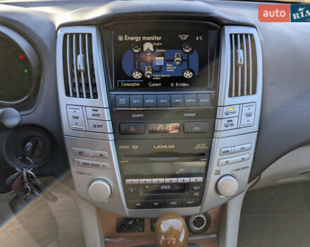 Сірий Лексус РХ, об'ємом двигуна 3.3 л та пробігом 226 тис. км за 11800 $, фото 30 на Automoto.ua
