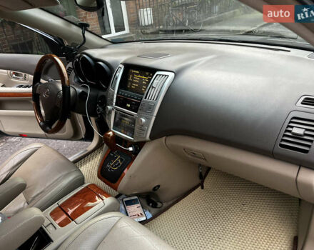 Серый Лексус РХ, объемом двигателя 3.46 л и пробегом 228 тыс. км за 12700 $, фото 73 на Automoto.ua