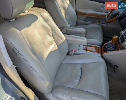 Сірий Лексус РХ, об'ємом двигуна 3.3 л та пробігом 226 тис. км за 11800 $, фото 24 на Automoto.ua